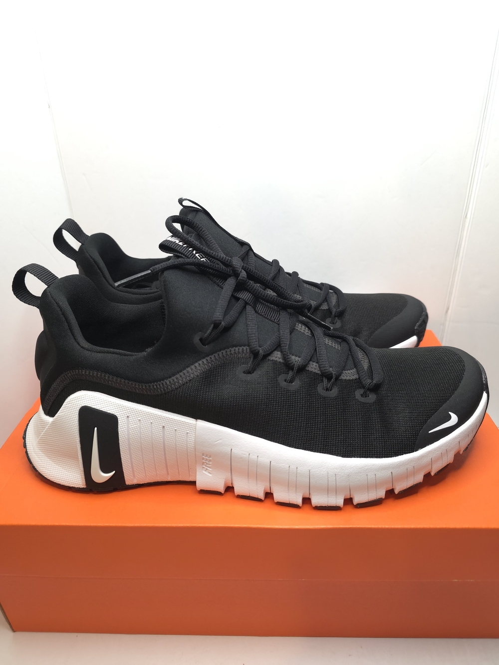 Nike Free Metcon 6 Black White MENS SIZE 9.5 FJ7127-001